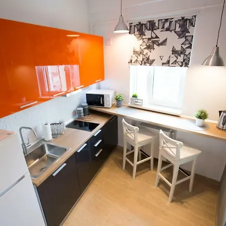 Up * Бухарест